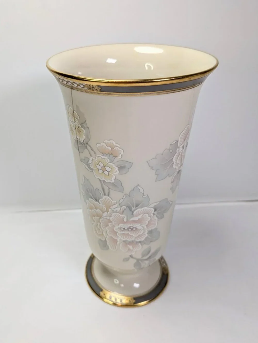 Lenox McKinley Vintage Jeweled Enamel Pastel Floral Pedestal Vase - USA